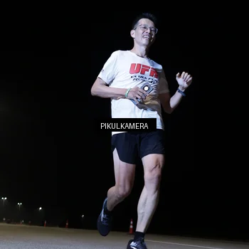 Runner Photo 7510537