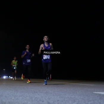 Runner Photo 7510541