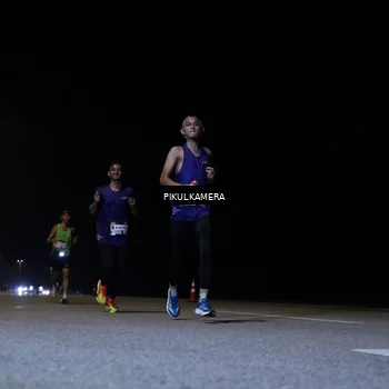 Runner Photo 7510542