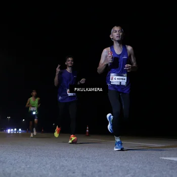 Runner Photo 7510546