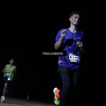 Runner Photo 7510554
