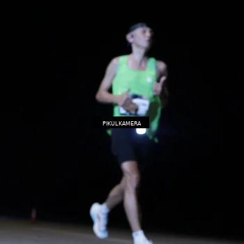 Runner Photo 7510557