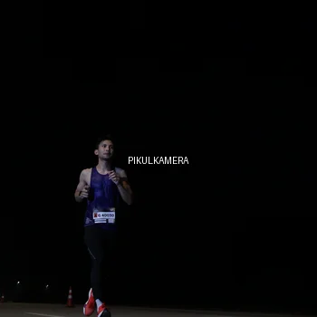 Runner Photo 7510580