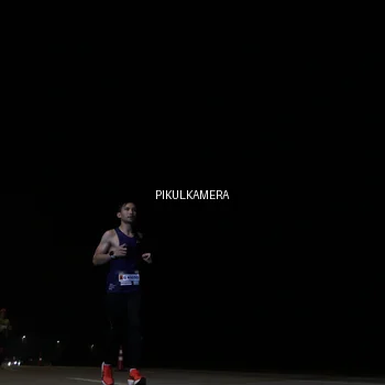 Runner Photo 7510585