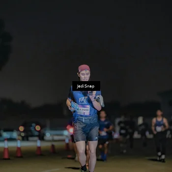Runner Photo 7510595