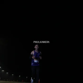 Runner Photo 7510597