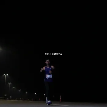 Runner Photo 7510601