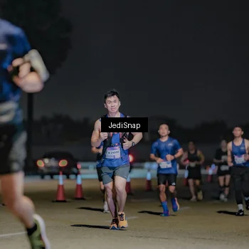 Runner Photo 7510619