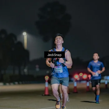 Runner Photo 7510634