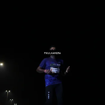 Runner Photo 7510653