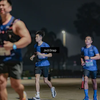 Runner Photo 7510662