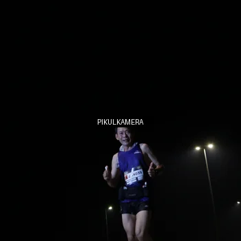 Runner Photo 7510664