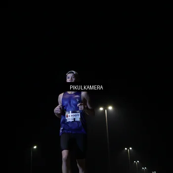 Runner Photo 7510677