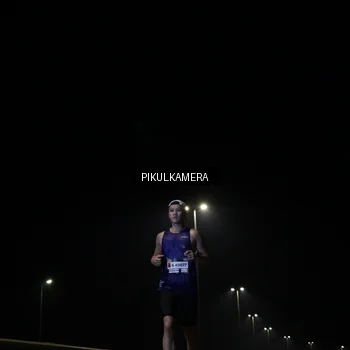 Runner Photo 7510678