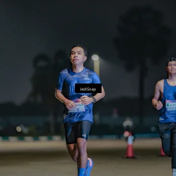 Runner Photo 7510688