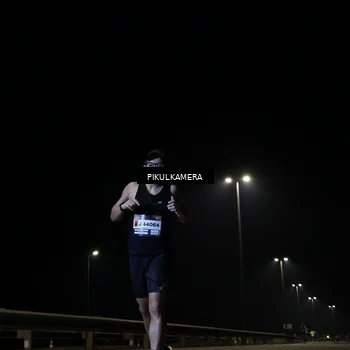 Runner Photo 7510693