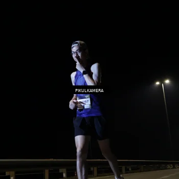 Runner Photo 7510702