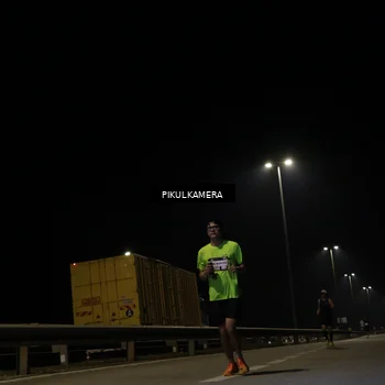 Runner Photo 7510708