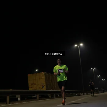 Runner Photo 7510709