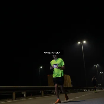 Runner Photo 7510715