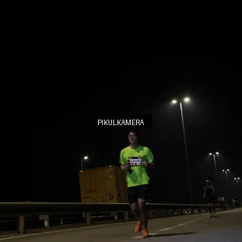 Runner Photo 7510718