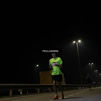 Runner Photo 7510719
