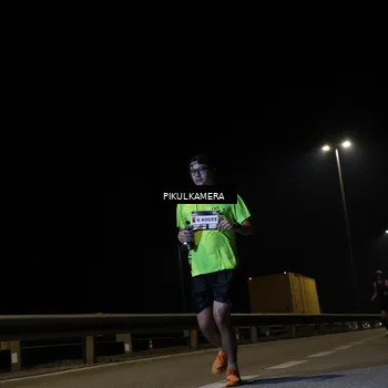 Runner Photo 7510720