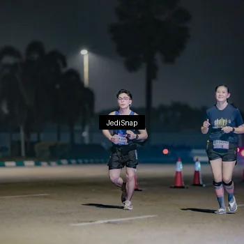 Runner Photo 7510733