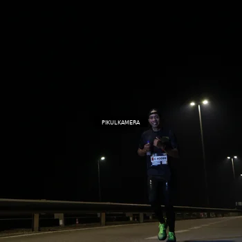 Runner Photo 7510750