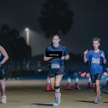 Runner Photo 7510754