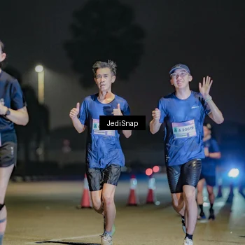 Runner Photo 7510783