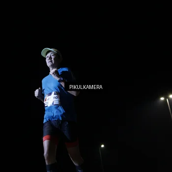 Runner Photo 7510786