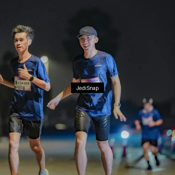Runner Photo 7510802
