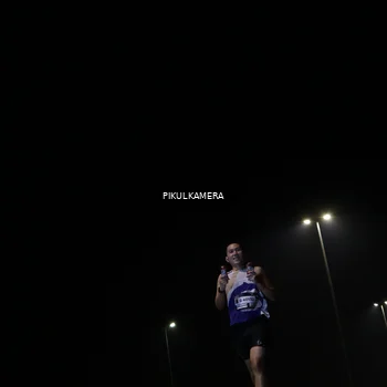 Runner Photo 7510815