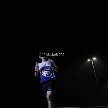 Runner Photo 7510830