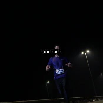 Runner Photo 7510839