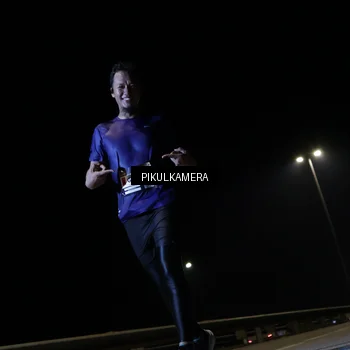 Runner Photo 7510840