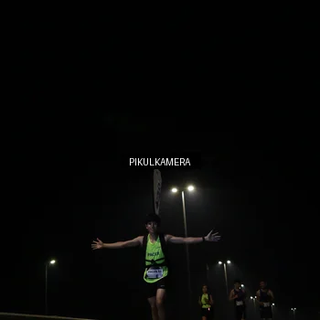 Runner Photo 7510844