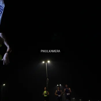 Runner Photo 7510855