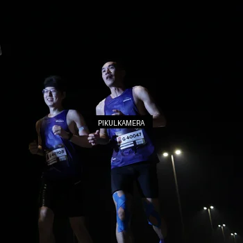 Runner Photo 7510870