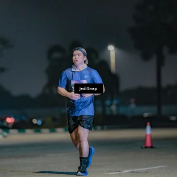 Runner Photo 7510905