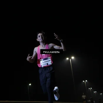 Runner Photo 7510907