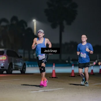 Runner Photo 7510910