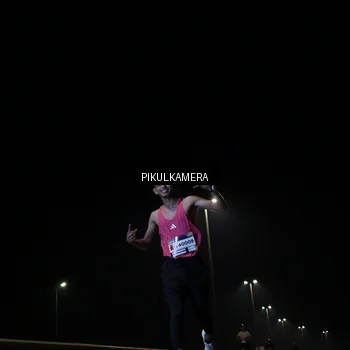 Runner Photo 7510917