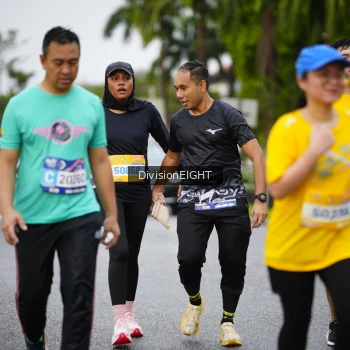 Runner Photo 751094