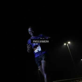 Runner Photo 7510969