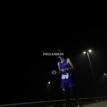 Runner Photo 7510984