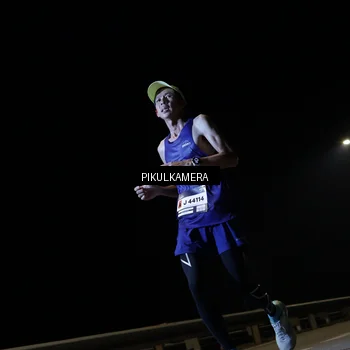 Runner Photo 7510987