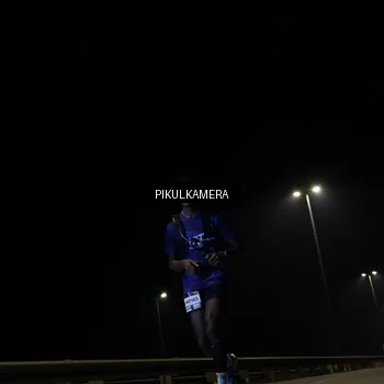 Runner Photo 7510993