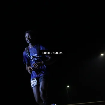 Runner Photo 7510996